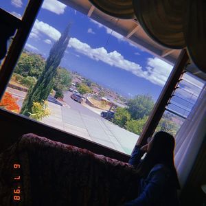 Meet your Posher, Elvie